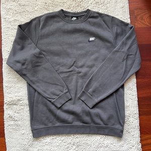 Nike crewneck